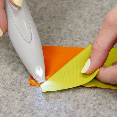 Glo & Go Electric Seam Ripper