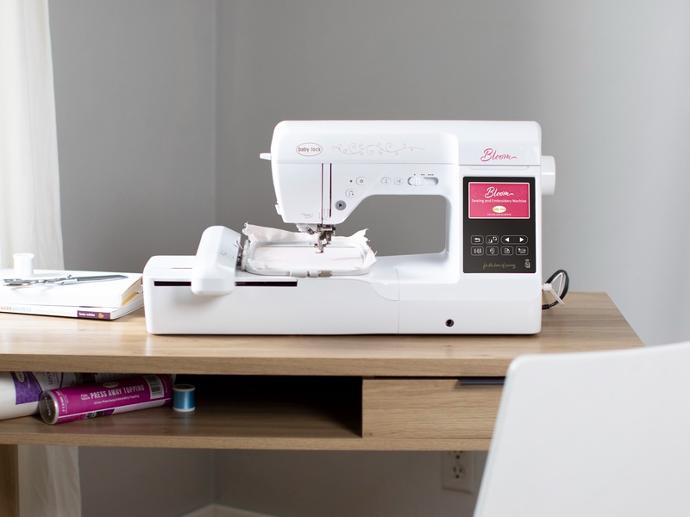 Baby Lock Bloom Sewing/Embroidery Machine