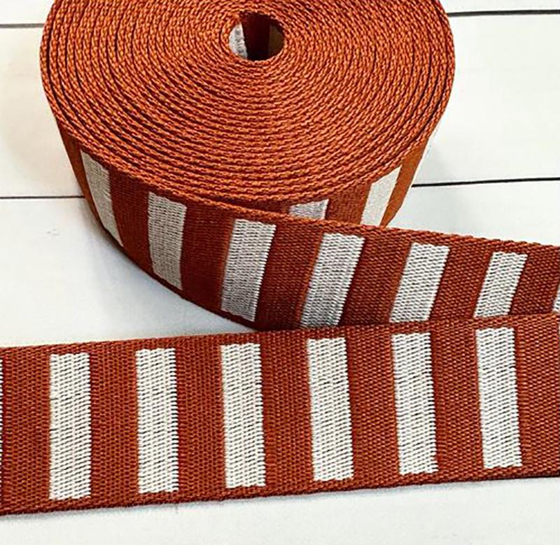 Bold Stripe 1.5" Webbing Saddle/Off White
