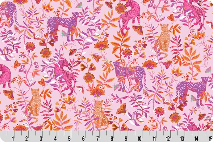 Quilting Cuddle Wanderlust Big Cats Pink