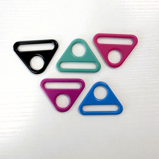 Metal Color Hardware 1.5" Triangle Ring