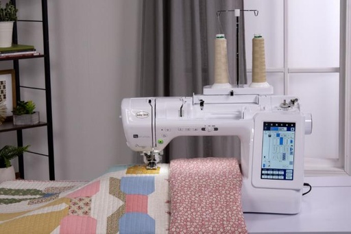 Baby Lock Luna Sewing/Embroidery Machine